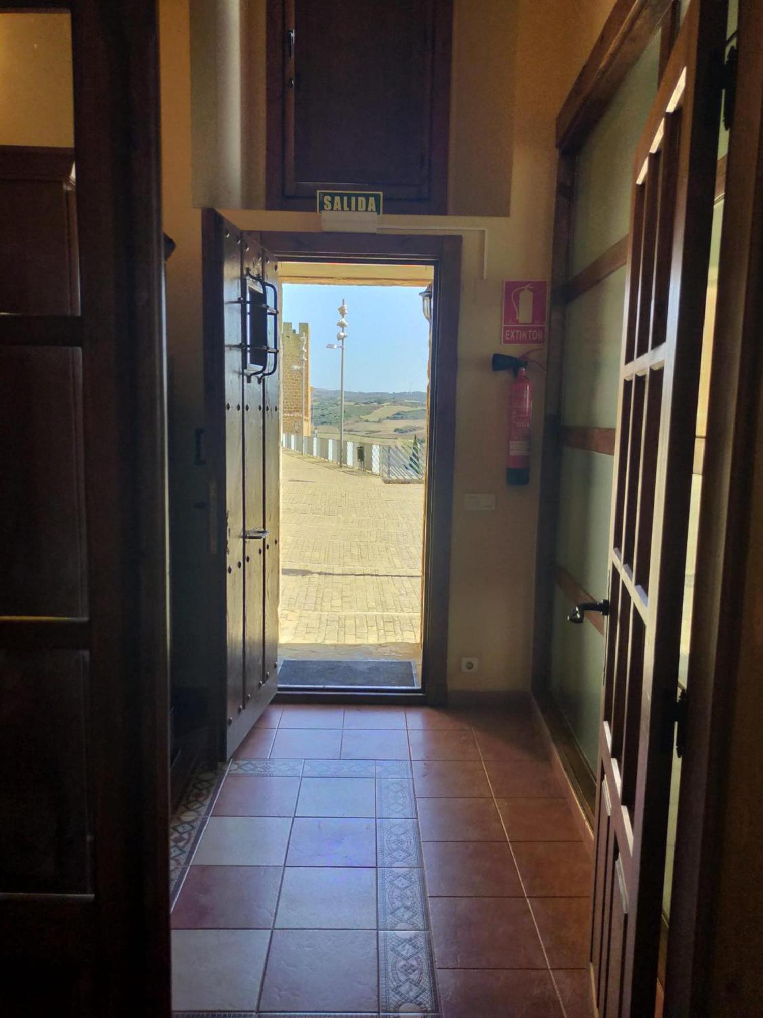 El Diezmo Artajona Bagian luar foto