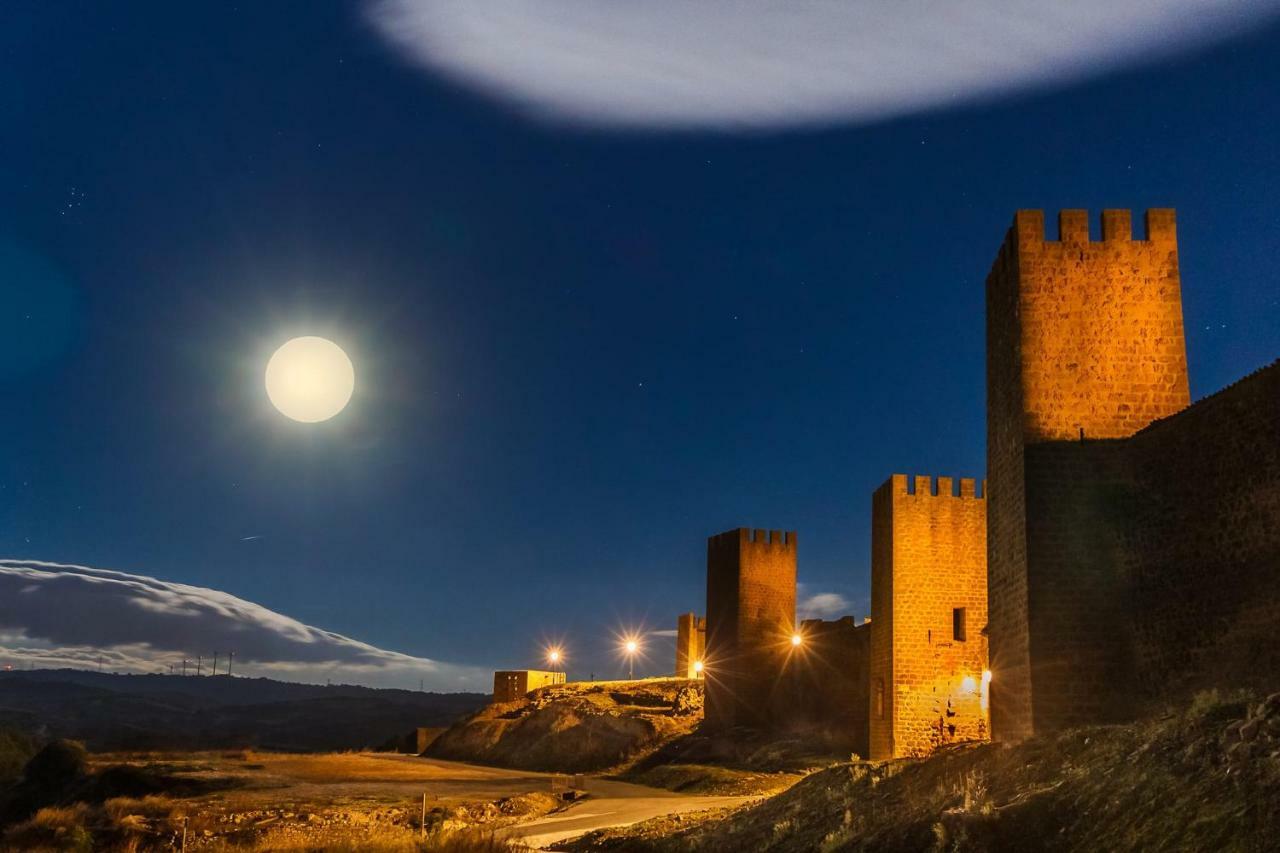 El Diezmo Artajona Bagian luar foto
