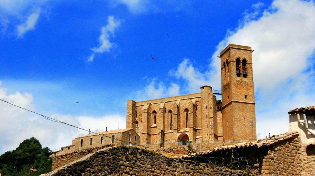 El Diezmo Artajona Bagian luar foto